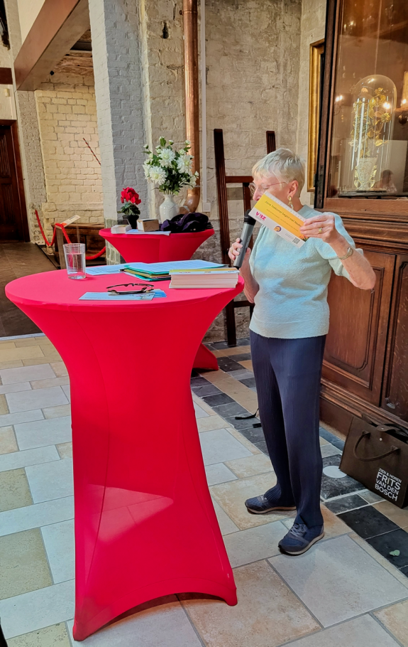 vlas-deelt-de-bladwijzer-met-gedicht-uit